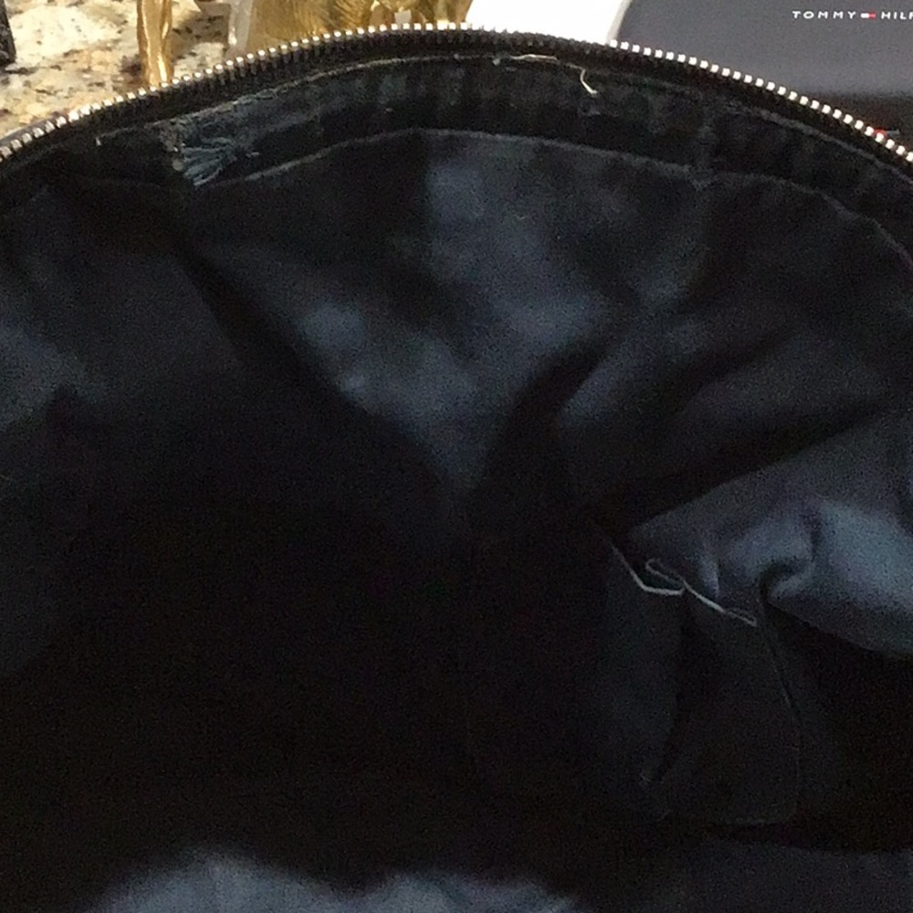 YSL Saint Laurent Muse Black Leather Shoulder Bag w/ COA & Key - Picture 14 of 16
